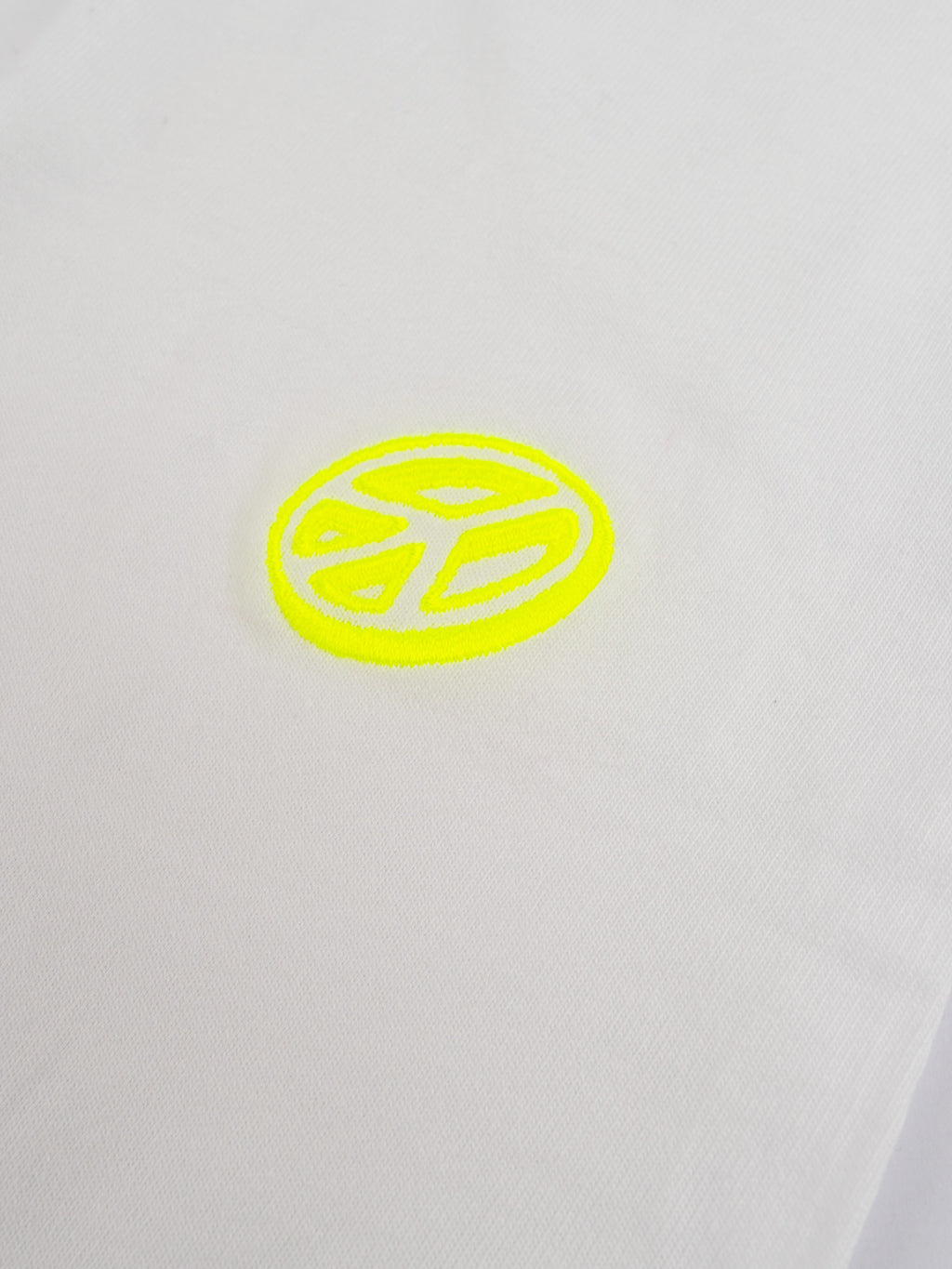 刺繍Ｔシャツ ＬＡＺＹ ＰＩＺＺＡ ＤＥＬＩＶＥＲＹ ＮＥＯＮ Ｍ